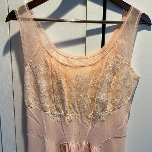 Artemis Vintage Peach Slip Dress Nightgown Size 38 (M) - Picture 3 of 5